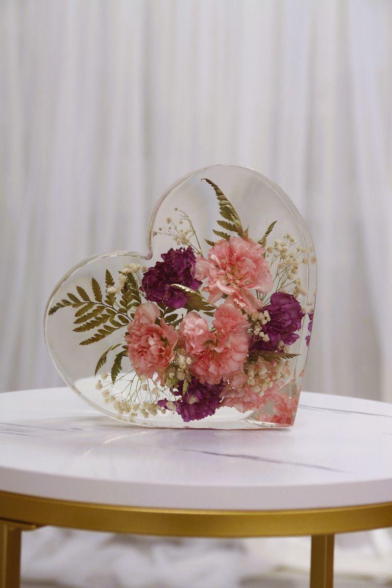 Forever Bloom Floral Resin Keepsake – Preserved Flowers in Custom Shapes”