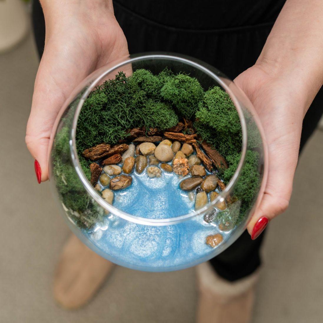 "Ocean Whisper: Handcrafted Resin Jar for Home Décor"