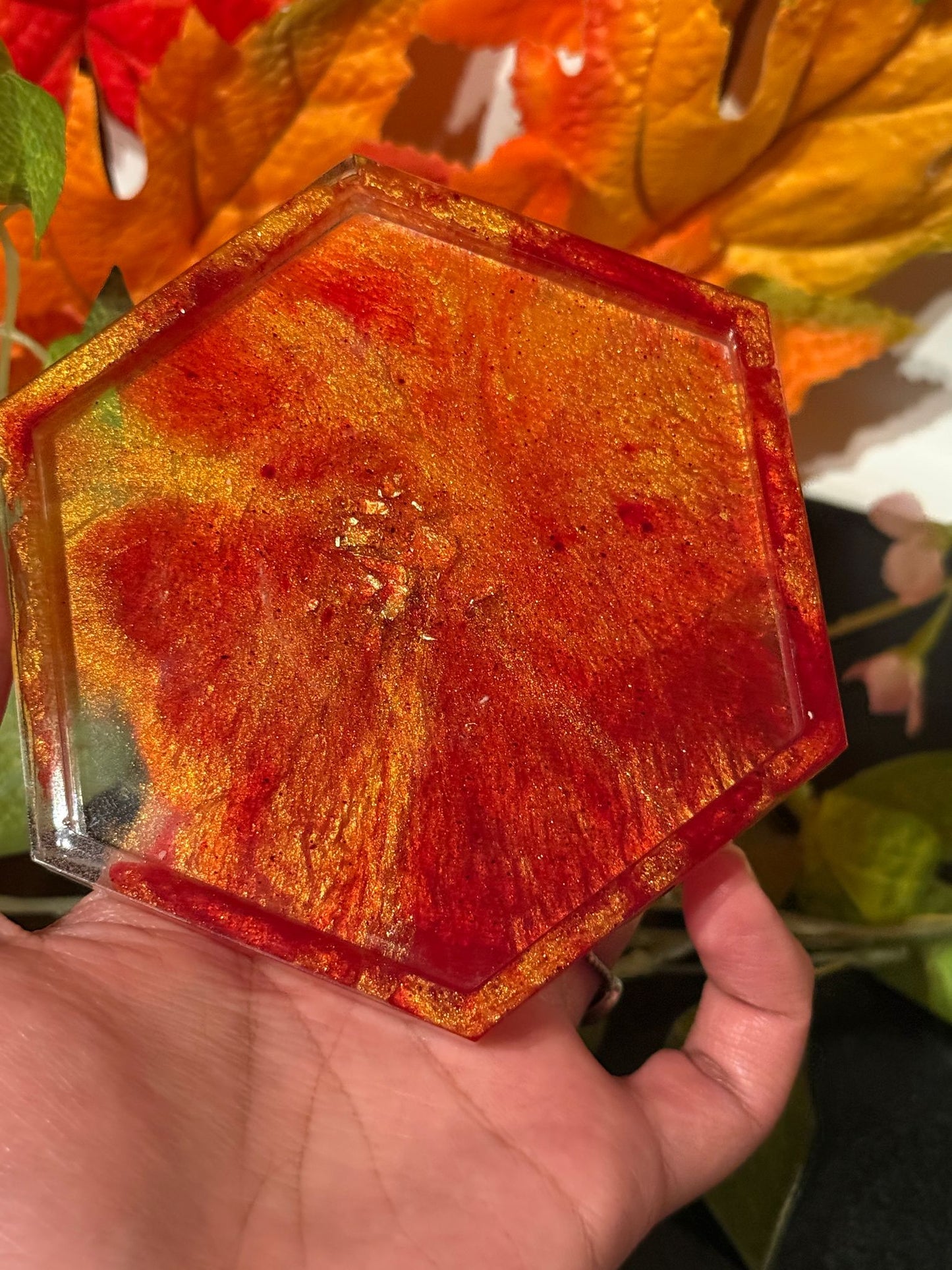 Mystic Pour: Handmade Resin Wonders. Decorative Resin Trays