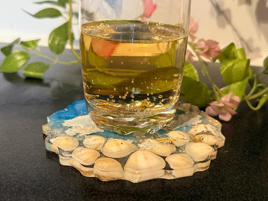 Mystic Pour: Handmade Resin Wonders.   Decorative Resin Trays